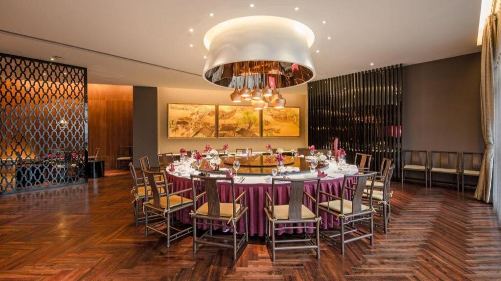 Maison New Century Hotel Dongguan Дунгуань Экстерьер фото