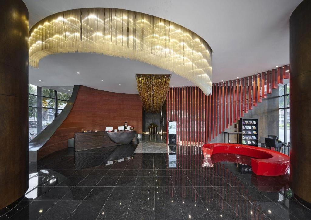 Maison New Century Hotel Dongguan Дунгуань Экстерьер фото