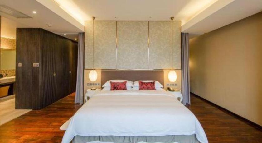 Maison New Century Hotel Dongguan Дунгуань Экстерьер фото